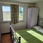 2 Bedroom In * דה האן