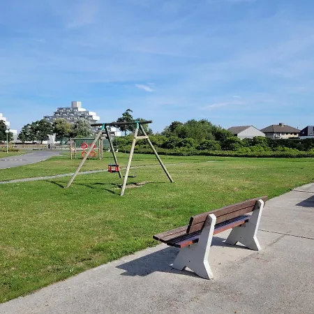 2 Bedroom In アパート デ ハーン