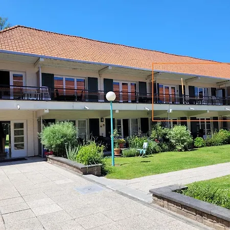 2 Bedroom In Apartment