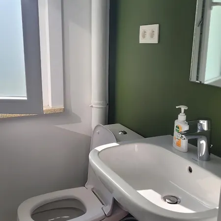 2 Bedroom In Apartment